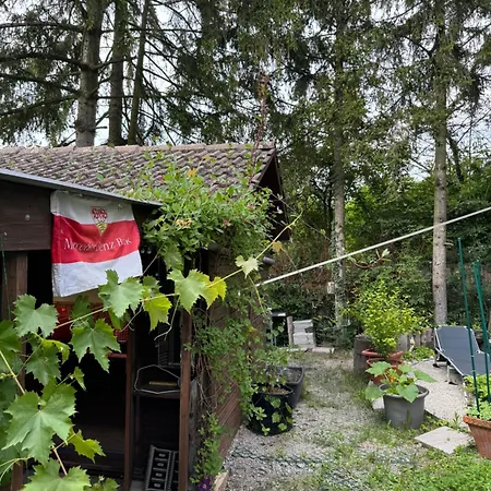 Lüks kamp alanı Fussball-hochburg! Gartenparadies Fuer Campen/zelten