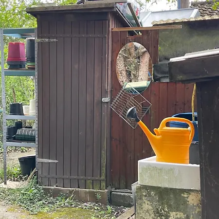 Fussball-hochburg! Gartenparadies Fuer Campen/zelten * شتوتغارت